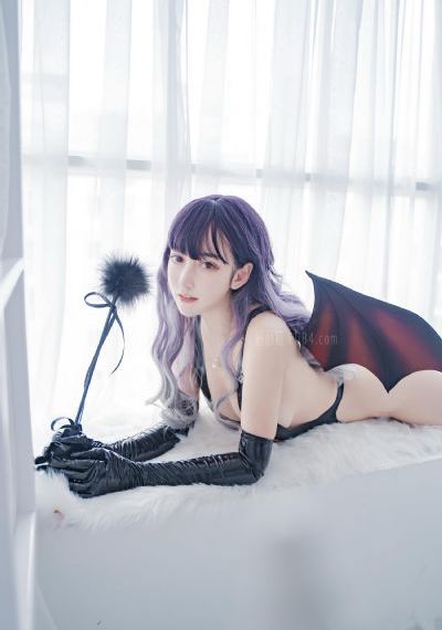 一个人看的视频免费完整版_超清免费在线播放