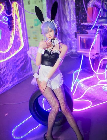 欧美美女影院_免费高清在线观看