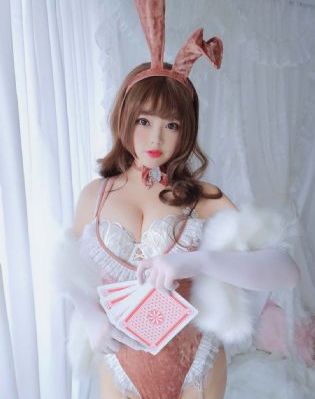 天降二楼女子从二楼掉下来_1080P在线视频播放
