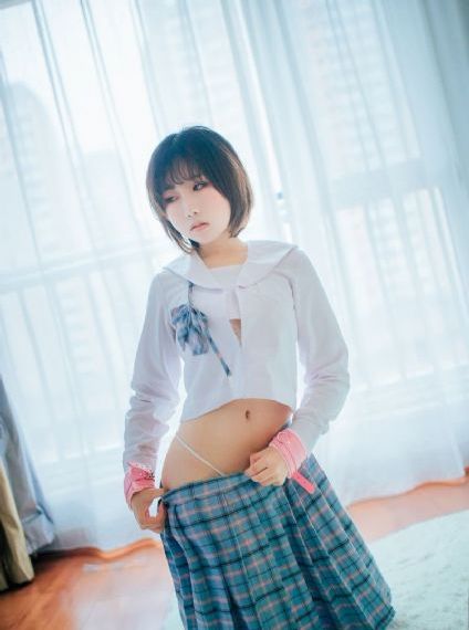 后宫露营!在线观看_剧情片天堂在线
